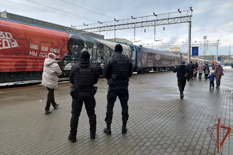 Росгвардия обеспечила правопорядок во время стоянки «Поезда Победы» в Ростове-на-Дону