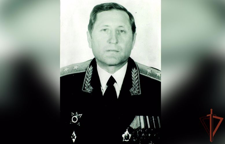 В Росгвардии вспоминают погибшего 20 лет назад генерал-лейтенанта Николая Гаридова