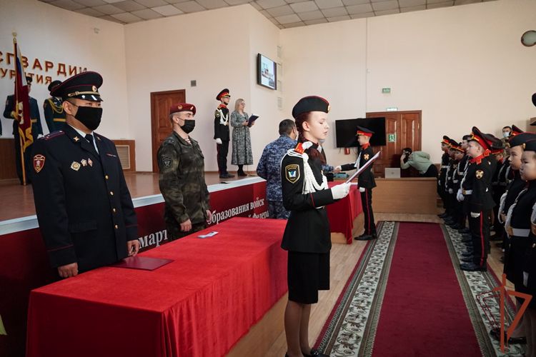 Посвящение учащихся в кадеты Росгвардии прошло  в Бурятии