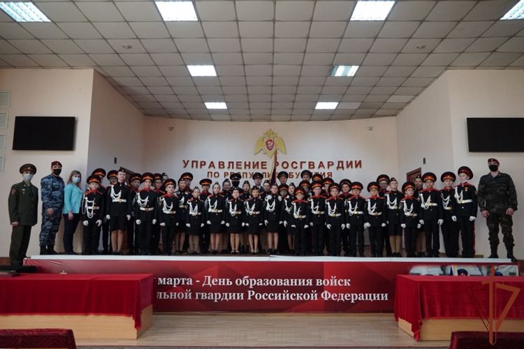 Посвящение учащихся в кадеты Росгвардии прошло  в Бурятии