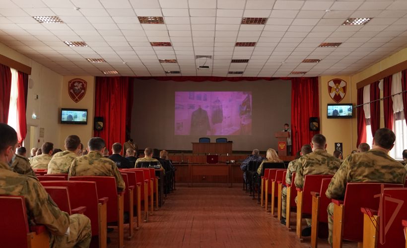 В регионах Центрального федерального округа росгвардейцы провели ряд мероприятий, посвященных годовщине прорыва блокады Ленинграда