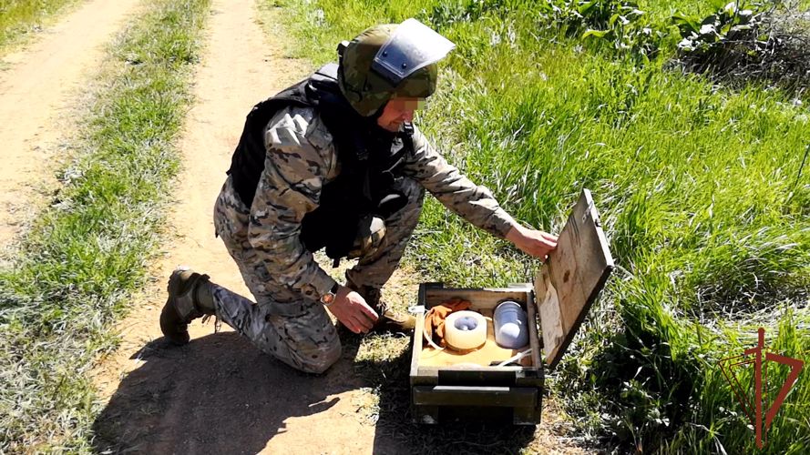 Военнослужащие и сотрудники инженерных подразделений Южного округа Росгвардии отметили профессиональный праздник