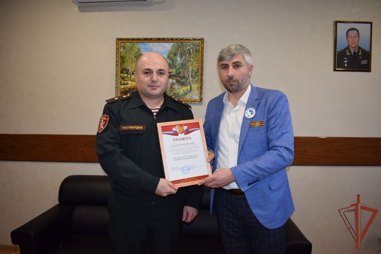В Дагестане Росгвардия и волонтеры Победы договорились о сотрудничестве
