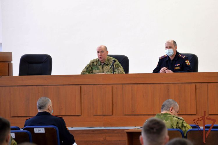 В Уральском округе Росгвардии стартовал зимний период подготовки
