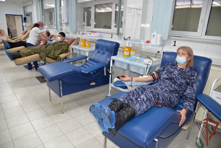 Росгвардейцы в Югре поддержали  всероссийский  благотворительный  донорский проект Росгвардии