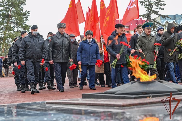 Росгвардейцы приняли участие в памятных мероприятиях, посвященных годовщине освобождения Ставрополя от немецко-фашистских захватчиков