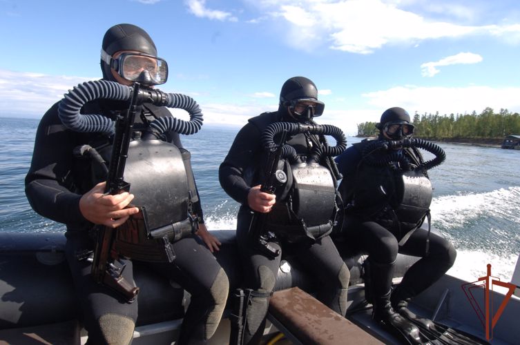 Морской отряд Уральского округа Росгвардии отметил свое 15-летие (видео)