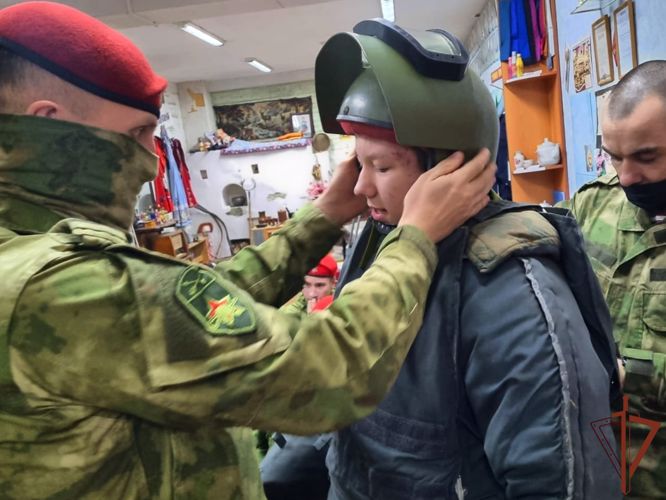 В Сибири прошли тематические мероприятия, приуроченные к 75-летию инженерной службы Росгвардии 