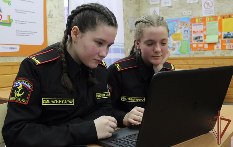 В Уральском округе Росгвардии состоялись мероприятия в рамках  Дня подразделений по взаимодействию со СМИ (видео)