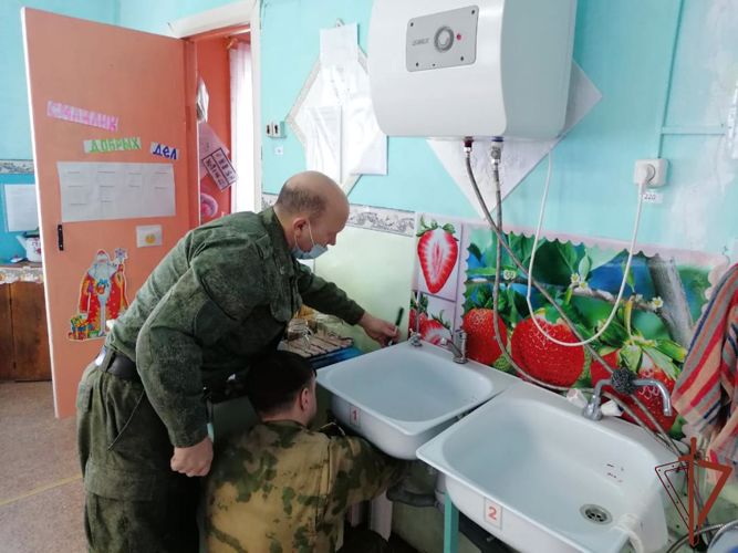 Росгвардейцы в Зауралье оказали помощь подшефному дошкольному детскому учреждению