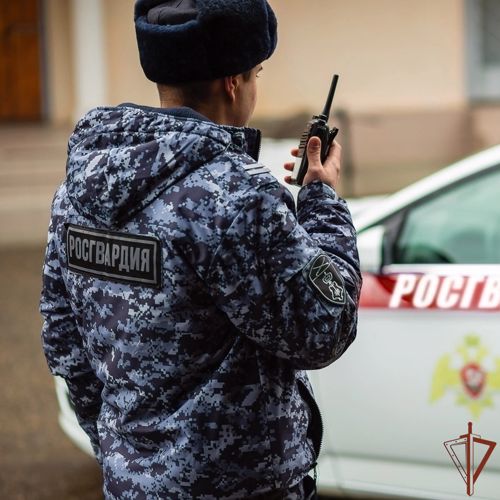 В Пензе росгвардейцы задержали мужчину за кражу денег из ящика с пожертвованиями