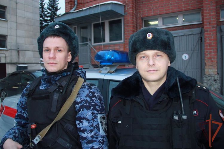 Жительница Екатеринбурга поблагодарила сотрудников Росгвардии за помощь в розыске пропавшего супруга (видео)