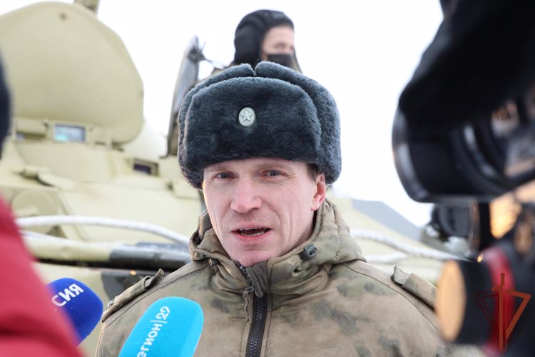 Военнослужащие отряда спецназа «Ратник» Росгвардии показали журналистам работу инженерных подразделений ведомства