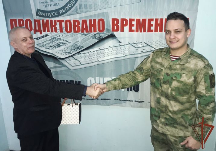 На юге России Росгвардия поздравила работников СМИ с профессиональным праздником