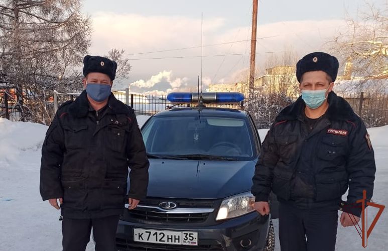 Росгвардейцы предотвратили возгорание на производственной базе в Вологодской области