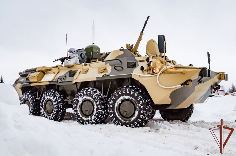 Военнослужащие отряда спецназа «Ратник» Росгвардии показали журналистам работу инженерных подразделений ведомства