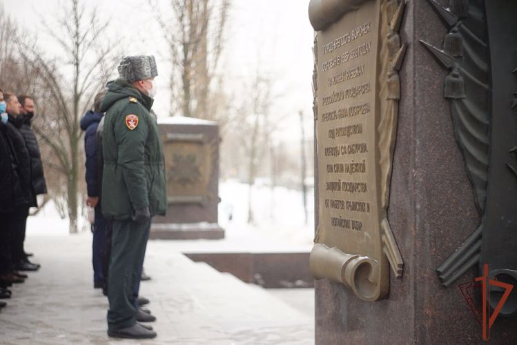 Росгвардия приняла участие в мероприятиях в честь 79-й годовщины освобождения Воронежа от немецко-фашистских захватчиков