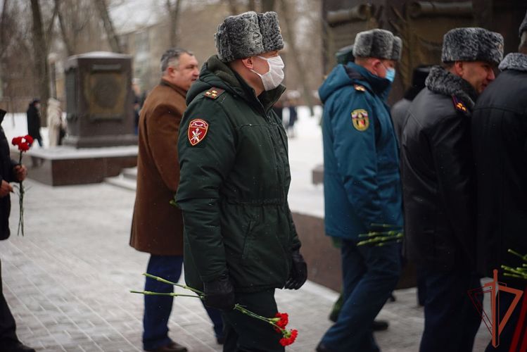Росгвардия приняла участие в мероприятиях в честь 79-й годовщины освобождения Воронежа от немецко-фашистских захватчиков