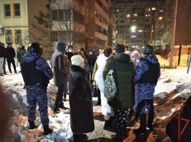 Росгвардия содействует экстренным службам на месте взрыва в Нижнем Новгороде