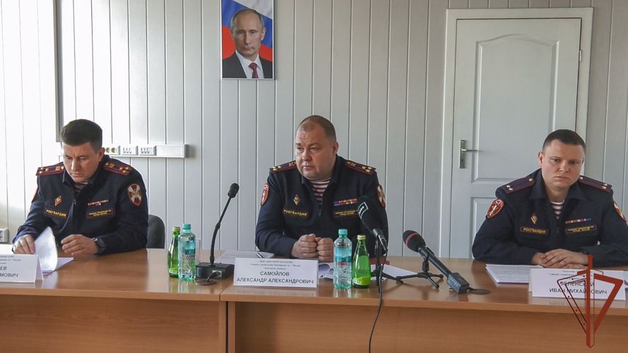 На учете в Росгвардии состоят около 300 тысяч москвичей-владельцев гражданского оружия