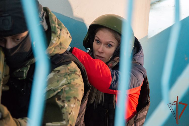 Автор и ведущая программы «Неженское дело» стала гостем занятия по тактической медицине бойцов пензенского ОМОН