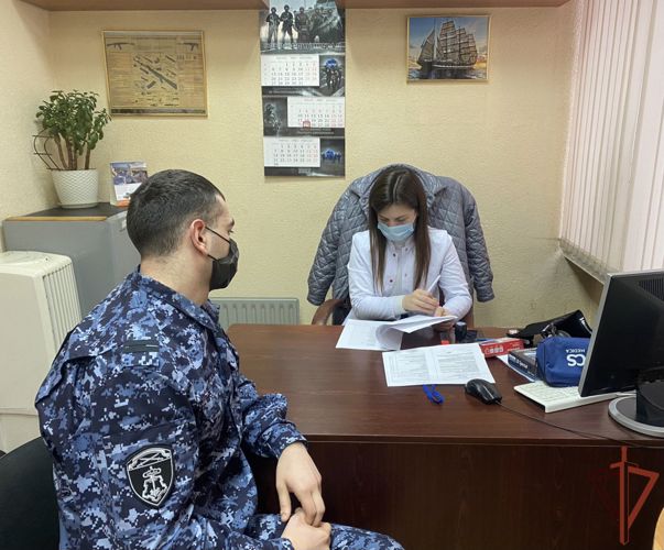 В Управлении Росгвардии по Калининградской области продолжается ревакцинация личного состава от СOVID-19