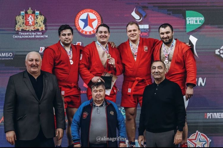Офицер Росгвардии завоевал «бронзу» на чемпионате России по самбо