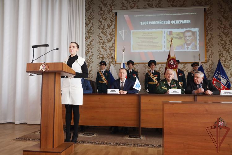 Память о Герое России Игоре Груднове увековечена в новой почтовой марке (видео)