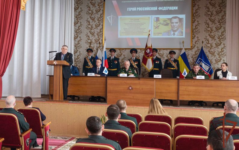 Память о Герое России Игоре Груднове увековечена в новой почтовой марке (видео)