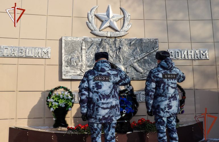Росгвардейцы в Приволжье почтили память воинов-интернационалистов