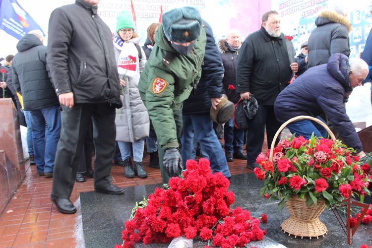 Росгвардейцы в Приволжье почтили память воинов-интернационалистов