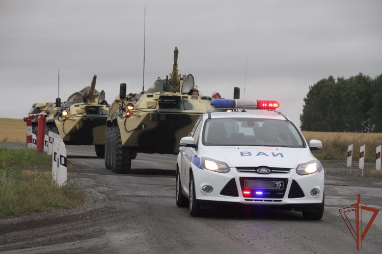 День военной автомобильной инспекции отмечают специалисты Сибирского округа Росгвардии 