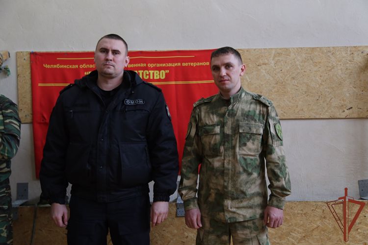 Воспитанники военно-патриотического клуба прошли испытания на право ношения краповой тельняшки 