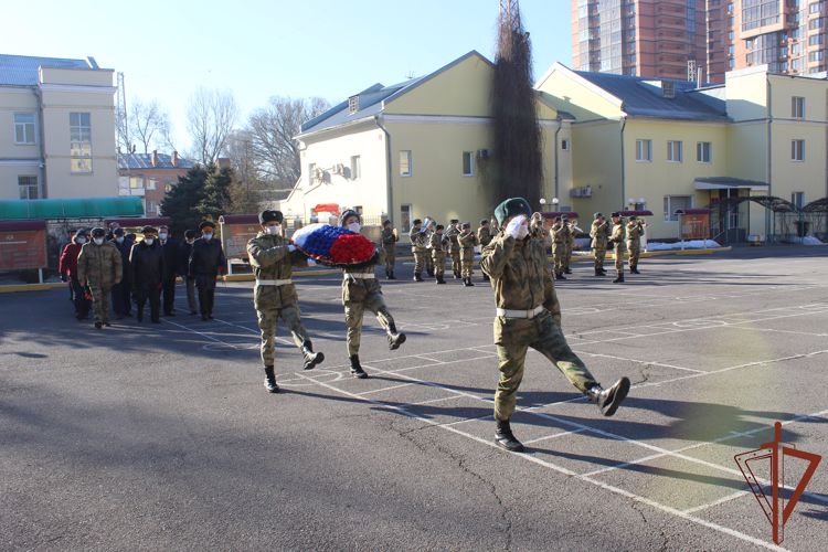 Росгвардия присоединилась к мероприятиям в честь памятной для ростовчан даты