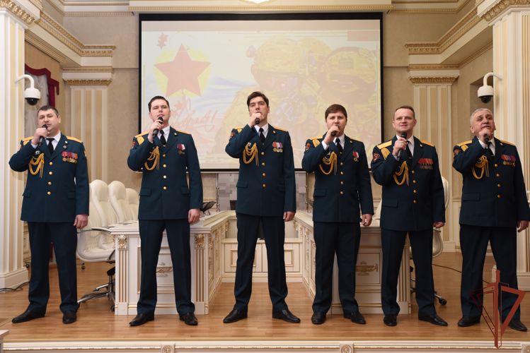 Командующий Сибирским округом Росгвардии поздравил личный состав с Днем защитника Отечества