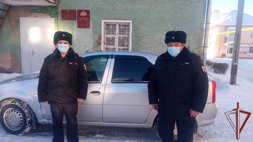 Почувствовавшему недомогание жителю Кировской области оказали первую помощь сотрудники Росгвардии 