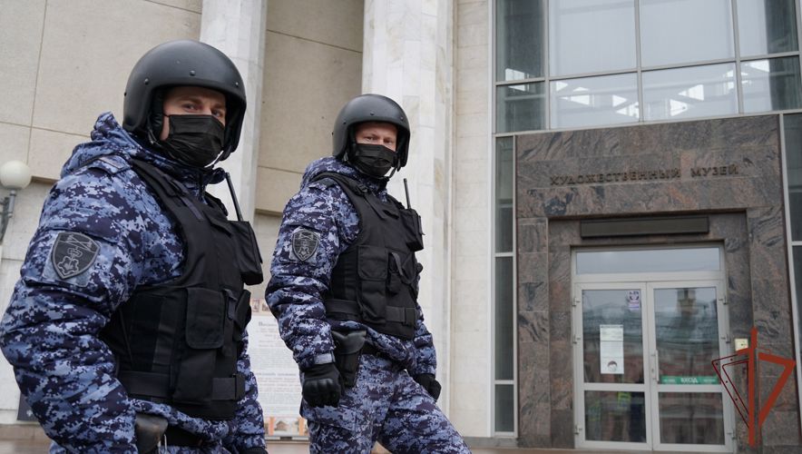 Наряд Росгвардии предотвратил кражу из охраняемого объекта в Кирове
