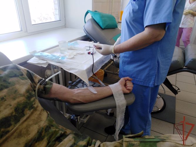 Росгвардейцы пополнили банк донорской крови медучреждений Зауралья (видео)