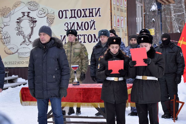 Памяти павших офицеров курганского СОБР Росгвардии посвятили военно-патриотическое мероприятие в Зауралье (видео)