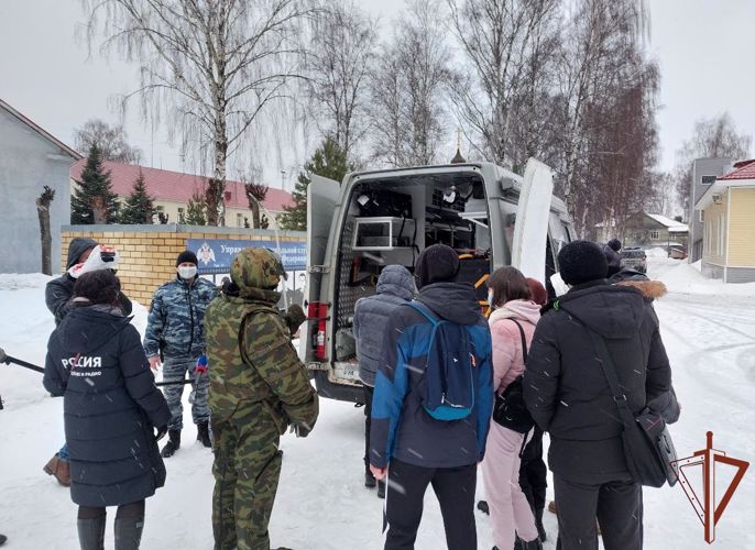Бойцы спецподразделений Росгвардии рассказали студентам ярославских учебных заведений о своей службе