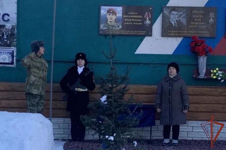 Торжественное открытие мемориальной доски памяти погибшего спецназовца состоялось в Красноярском крае