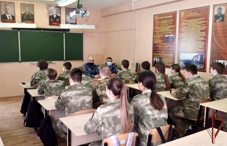 Дань уважения ратным подвигам воинов-интернационалистов отдали росгвардейцы на юге России