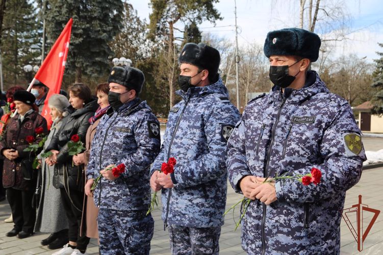 В Северо-Кавказском округе Росгвардии прошли мероприятия, посвященные 79-й годовщине победы в Сталинградской битве