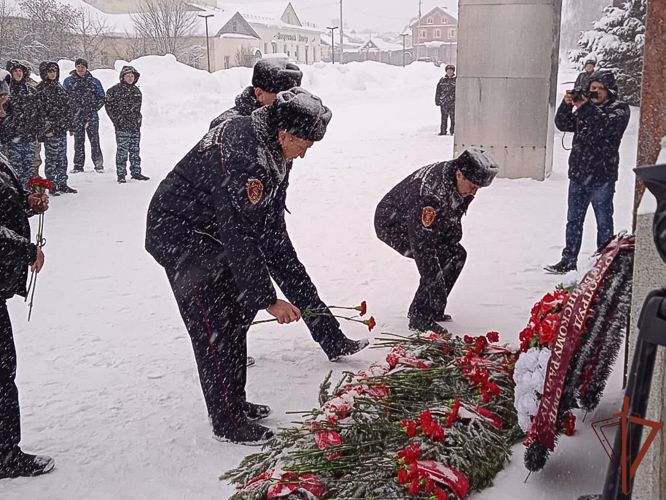 Росгвардейцы в Татарстане почтили память погибших коллег