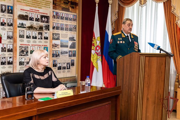 Церемония гашения почтовой марки в честь Героя России Игоря Груднова состоялась в Хабаровске