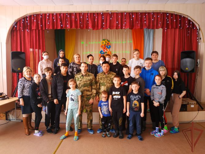 Росгвардия создала праздничное настроение жительницам Урала