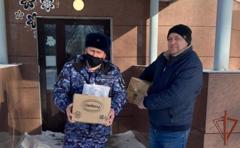Росгвардия в Югре поддержала сбор гуманитарной помощи для жителей Донбасса