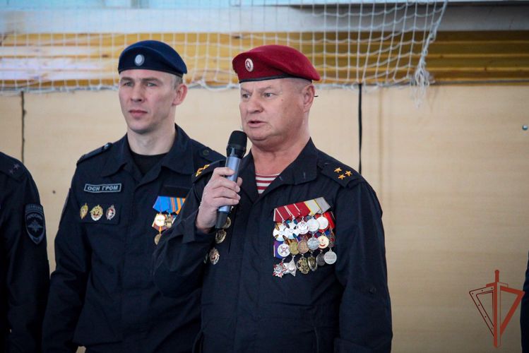 Турнир по боксу памяти погибшего офицера СОБР состоялся в Чувашии