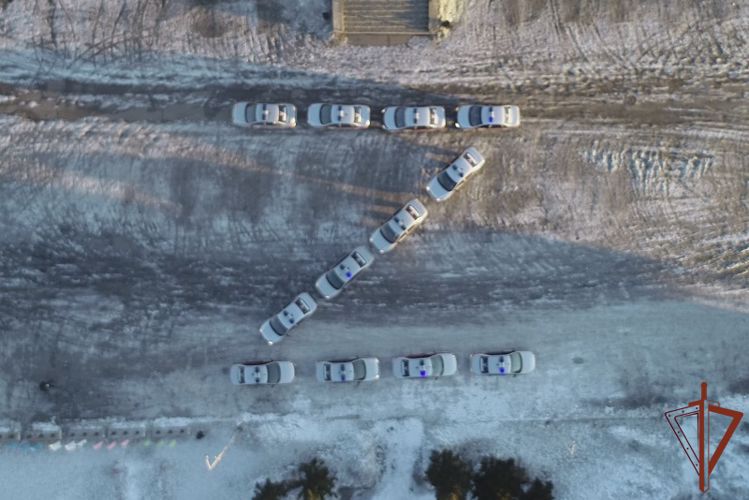 Росгвардейцы поддержали акцию #СвоихНеБросаем в Улан-Удэ