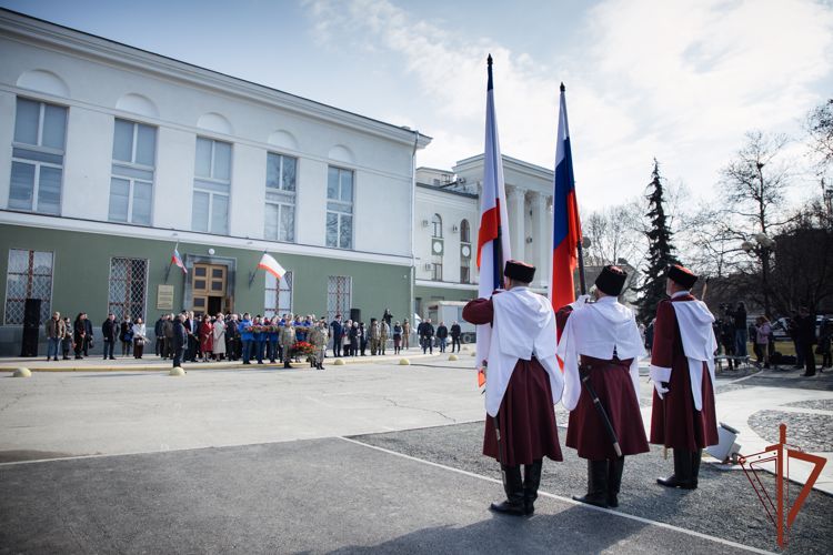 Росгвардейцы приняли участие в мероприятии по случаю годовщины воссоединения Крыма с Россией